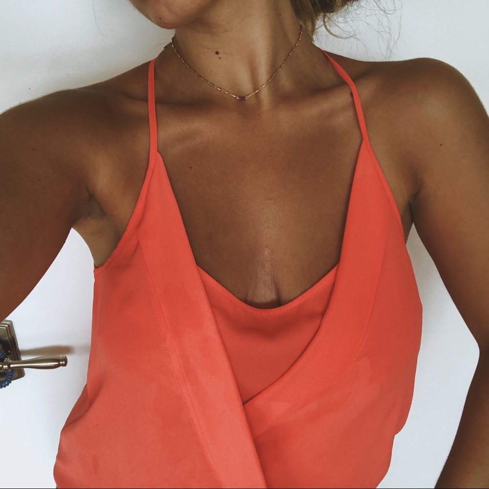 BCBGMAXAZARIA flowy coral top ⭐️